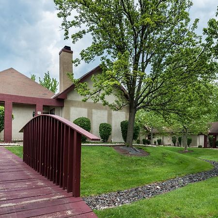 Inn Of The Dove Romantic Luxury & Business Suites Bensalem Buitenkant foto