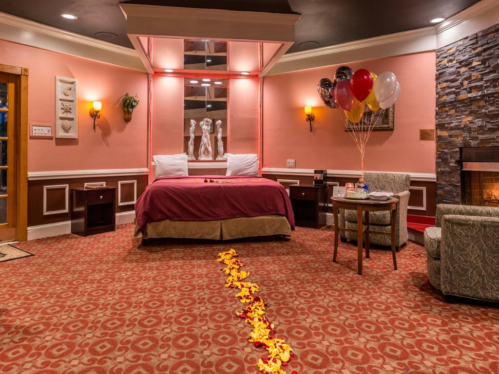 Inn Of The Dove Romantic Luxury & Business Suites Bensalem Buitenkant foto