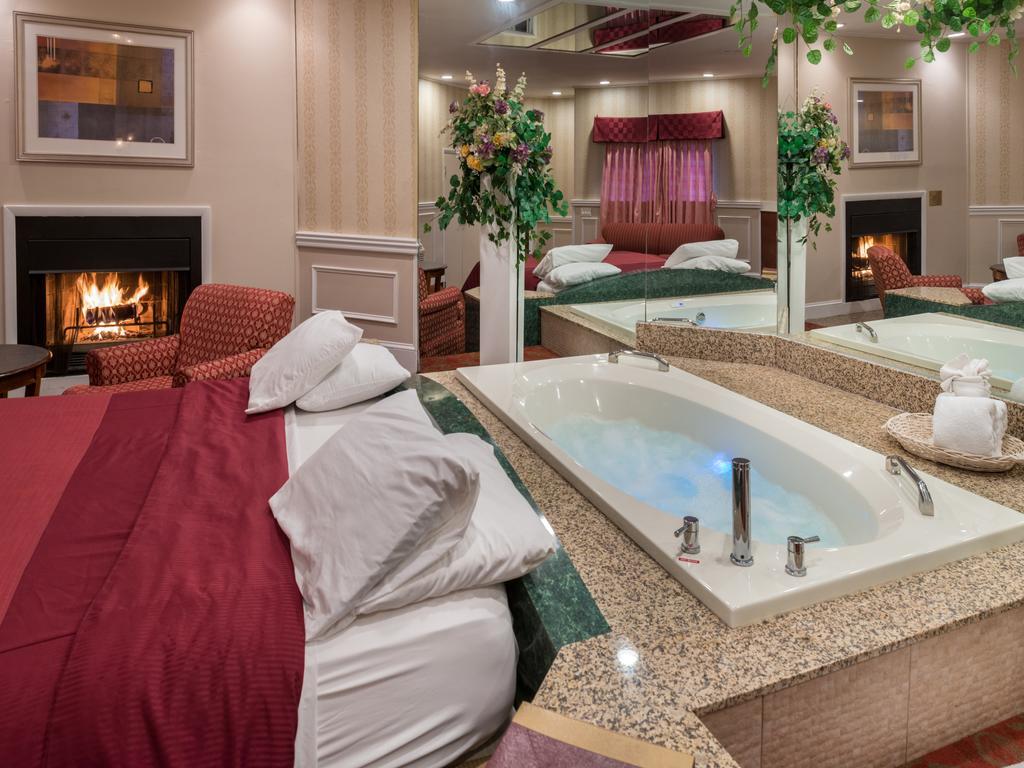 Inn Of The Dove Romantic Luxury & Business Suites Bensalem Buitenkant foto