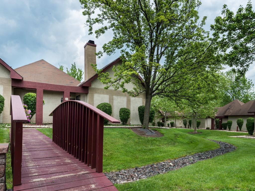 Inn Of The Dove Romantic Luxury & Business Suites Bensalem Buitenkant foto