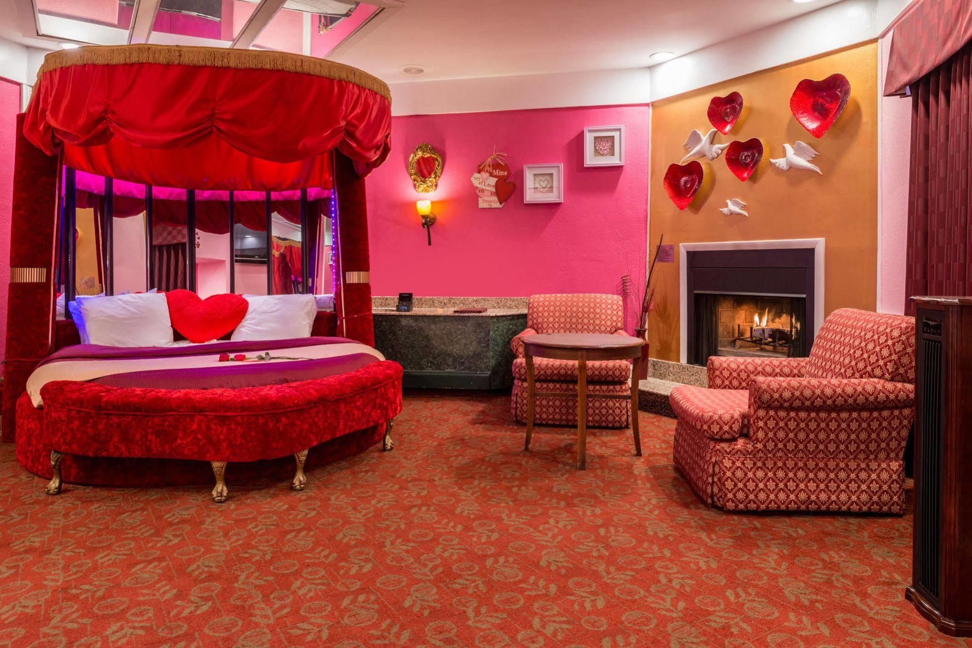 Inn Of The Dove Romantic Luxury & Business Suites Bensalem Buitenkant foto
