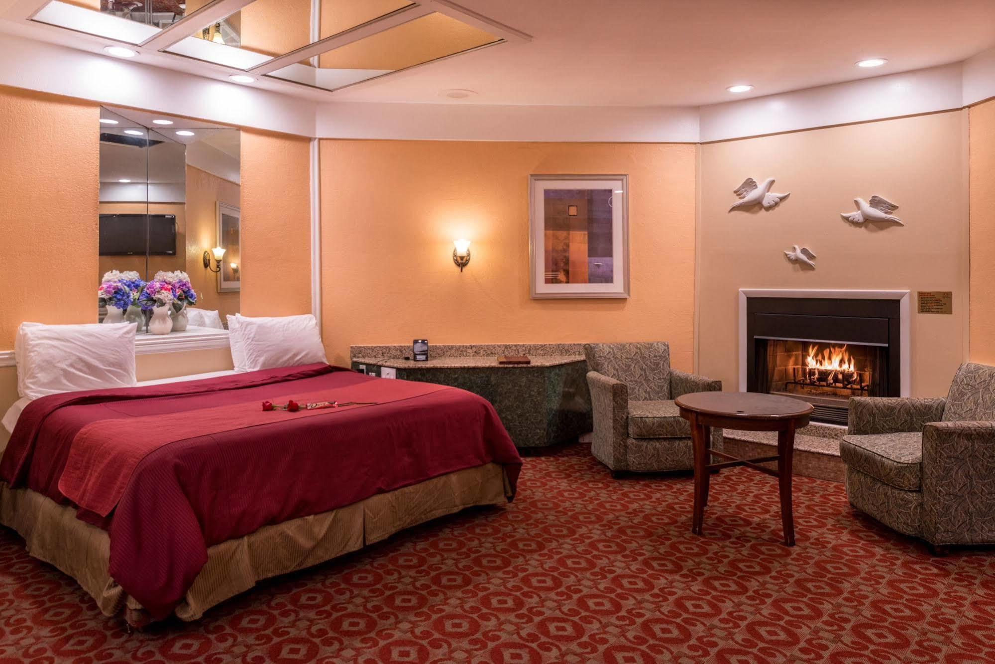 Inn Of The Dove Romantic Luxury & Business Suites Bensalem Buitenkant foto