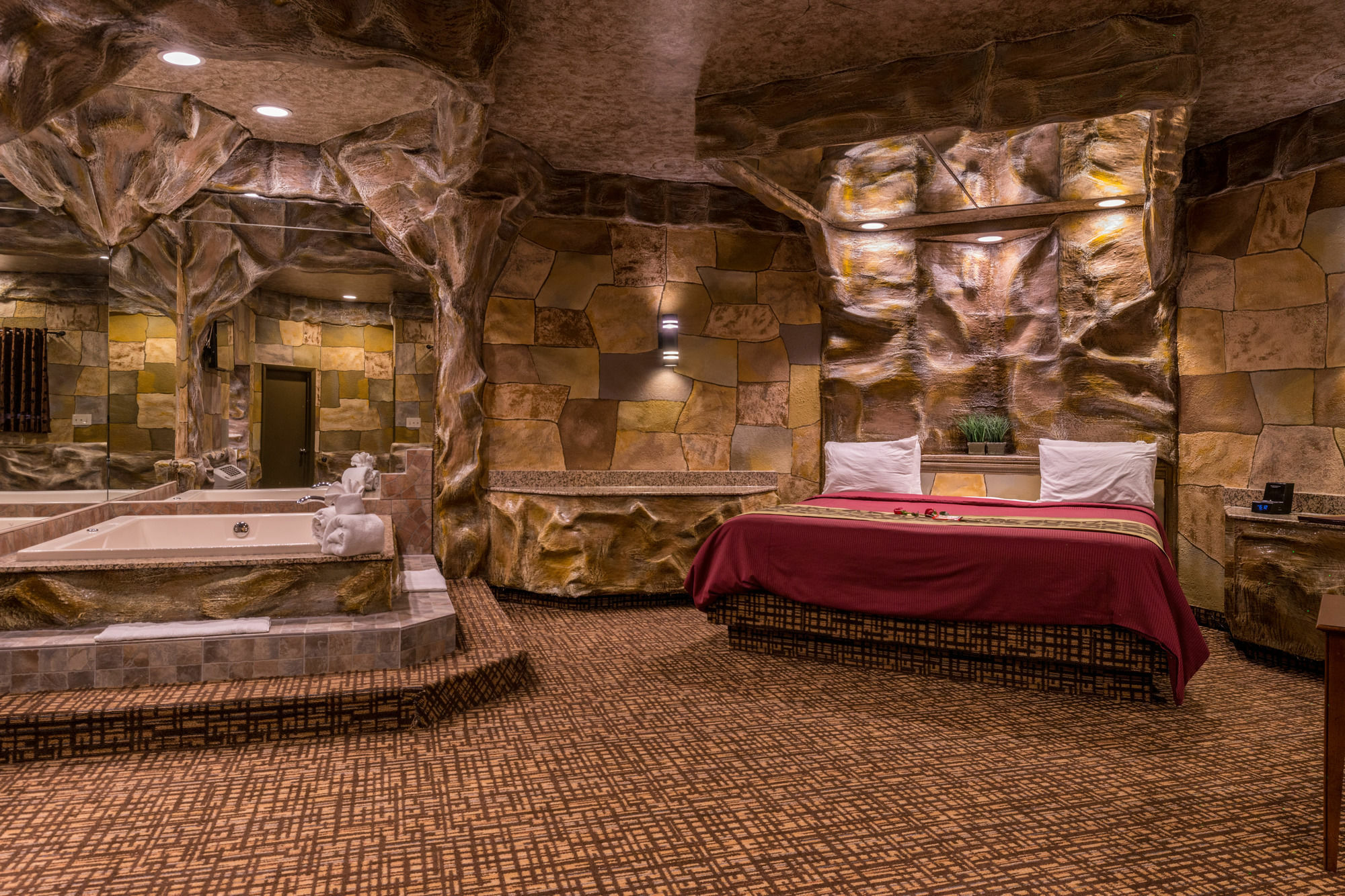 Inn Of The Dove Romantic Luxury & Business Suites Bensalem Buitenkant foto